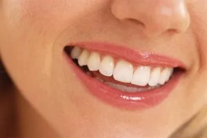 MyDoctors Ποιές είναι οι κακές συνήθειες που χαλάνε τα δόντια. 24 δόντια