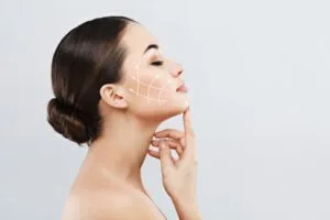 MyDoctors Mini Face Lift: Η επέμβαση που μας δείχνει 10 χρόνια νεότερες! 6 Face Lift