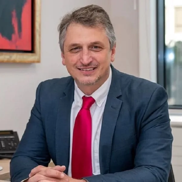 Νικολούσης Εμμανουήλ