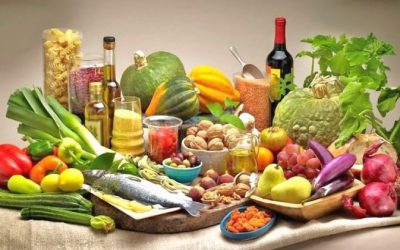 Ρευματοειδής αρθρίτιδα: Ποιους προστατεύει η μεσογειακή διατροφή;