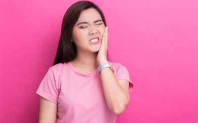 Κακή στοματική υγεία: Υπαίτια και για πόνους στο αφτί;